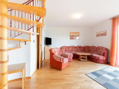 Ein Sitzbereich in der Unterkunft Apartment in Gattererberg near Ski Slopes