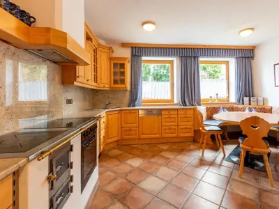 Küche/Küchenzeile in der Unterkunft Apartment in Gattererberg near Ski Slopes
