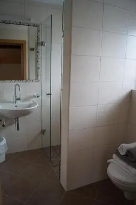 Ein Badezimmer in der Unterkunft Appartement Gästehaus Aloisia