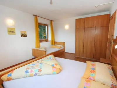 Ein Bett oder Betten in einem Zimmer der Unterkunft Apartment Hansjörg-5 by Interhome