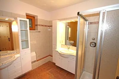 Ein Badezimmer in der Unterkunft Ferienwohnung Königsleiten 210 - Top 1