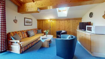 Ein Sitzbereich in der Unterkunft Chalet Tirol Waidring
