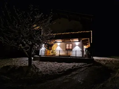 Das Gebäude in dem sich the country house befindet