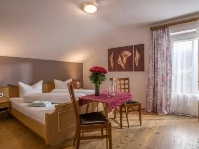 Ein Bett oder Betten in einem Zimmer der Unterkunft Holiday Home Apart Anneliese by Interhome