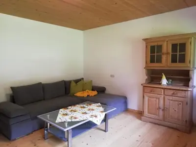 Ein Sitzbereich in der Unterkunft Ferienwohnung Hinterschwarzenberg