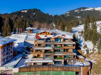 Ein allgemeiner Bergblick oder ein Berglick von der Ferienwohnung aus
