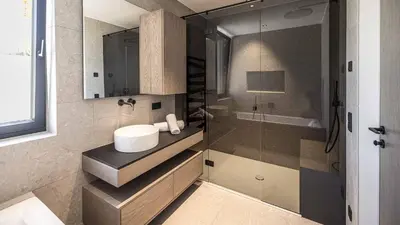 Ein Badezimmer in der Unterkunft Panorama Eagle Lodge