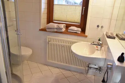 Ein Badezimmer in der Unterkunft Erika´s Häuschen