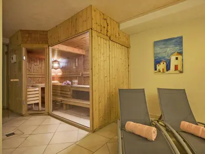 Ein Sitzbereich in der Unterkunft Apartment in Kaltenbach near Ski Lift
