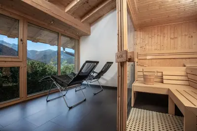 Ein allgemeiner Bergblick oder ein Berglick von der Ferienwohnung aus