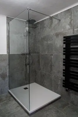 Ein Badezimmer in der Unterkunft SÖLLHOF Ferienhaus mit 11 Schlafzimmern I großer Gemeinschaftsraum I Skibushaltestelle I 10 Min zum Skigebiet