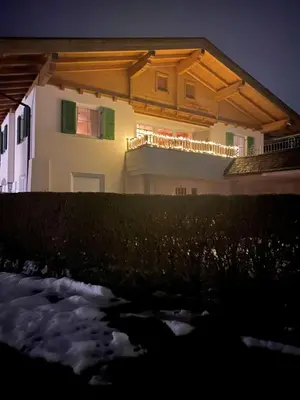 Das Gebäude in dem sich das Bed & Breakfast befindet