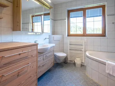 Ein Badezimmer in der Unterkunft Obinghof