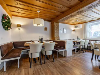 Ein Sitzbereich in der Unterkunft Neva S Saalbach