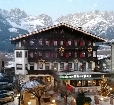 Ein allgemeiner Bergblick oder ein Berglick von des Bed & Breakfasts aus