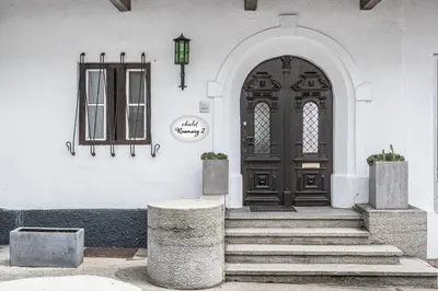 Eine Fassade oder ein Eingang zu Chalet Rosenweg