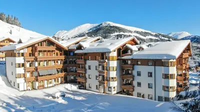 Ein allgemeiner Bergblick oder ein Berglick von der Ferienwohnung aus