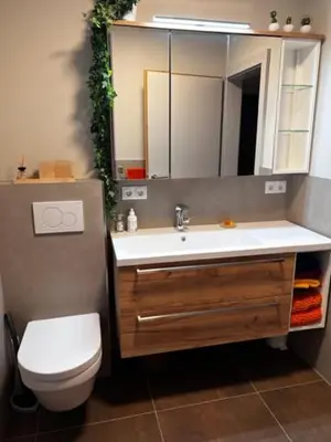 Ein Badezimmer in der Unterkunft Heidis Ferienwohnung