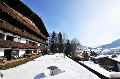 Ein allgemeiner Bergblick oder ein Berglick von der Ferienwohnung aus