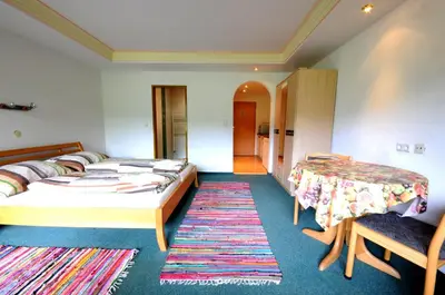 Ein Bett oder Betten in einem Zimmer der Unterkunft Auhof