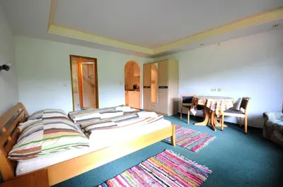 Ein Bett oder Betten in einem Zimmer der Unterkunft Auhof