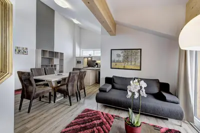 Ein Sitzbereich in der Unterkunft LoriVita Residenz Saalbach