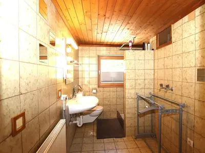 Ein Badezimmer in der Unterkunft Tröger I