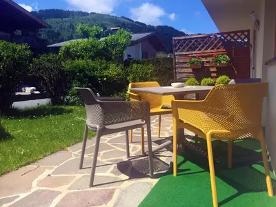Ein allgemeiner Bergblick oder ein Berglick von der Ferienwohnung aus