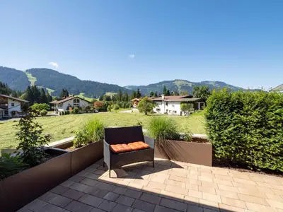 Ein allgemeiner Bergblick oder ein Berglick von der Ferienwohnung aus