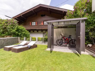 Ein Garten an der Unterkunft Landhaus Exenberger / Ferienwohnung Smaragd