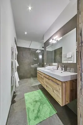 Ein Badezimmer in der Unterkunft InTown Appartements