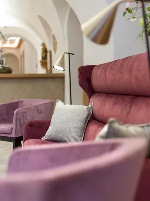 Ein Sitzbereich in der Unterkunft Alpen Glück Hotel Unterm Rain garni