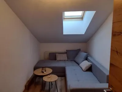 Ein Sitzbereich in der Unterkunft Jochelerhof