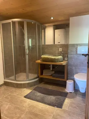 Ein Badezimmer in der Unterkunft Sonnbergchalet Islitzer