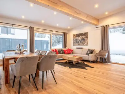 Ein Sitzbereich in der Unterkunft Chalet Hornblick