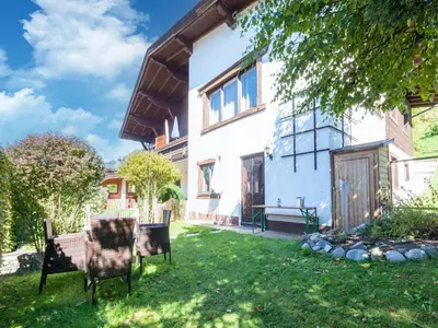 Ein Garten an der Unterkunft Apartment in Westendorf