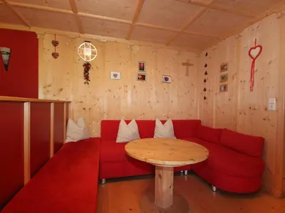Ein Sitzbereich in der Unterkunft Apartment Christoph by Interhome