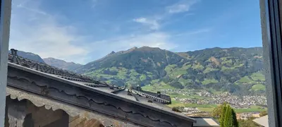 Ein allgemeiner Bergblick oder ein Berglick von der Ferienwohnung aus