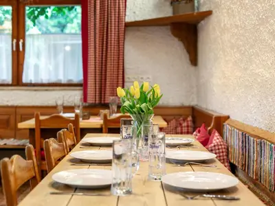Ein Restaurant oder anderes Speiselokal in der Unterkunft Alpin Hideaway L