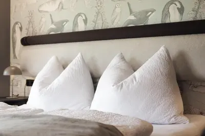 Ein Bett oder Betten in einem Zimmer der Unterkunft Zellrooms