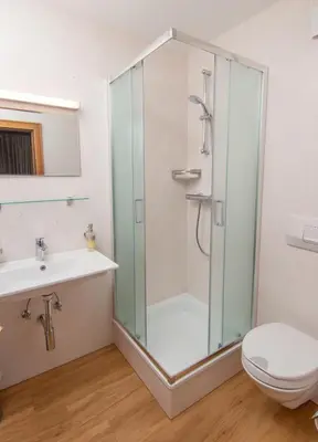 Ein Badezimmer in der Unterkunft Landhaus Tipotsch