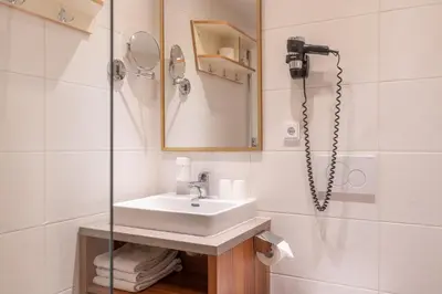 Ein Badezimmer in der Unterkunft Ferienclub Bellevue am See
