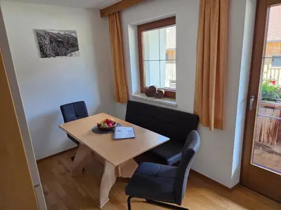 Ein Sitzbereich in der Unterkunft Oberstockachhof