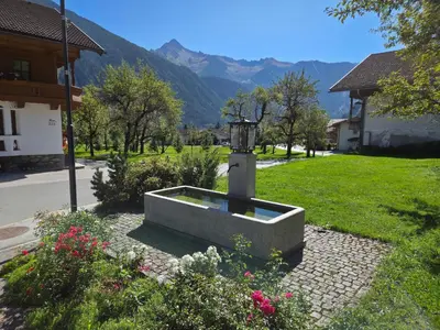 Ein allgemeiner Bergblick oder ein Berglick von der Ferienwohnung aus