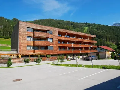 Ein allgemeiner Bergblick oder ein Berglick von des Hotels aus