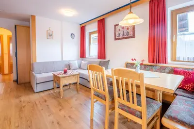 Ein Sitzbereich in der Unterkunft Apartment Bacher Nr.2