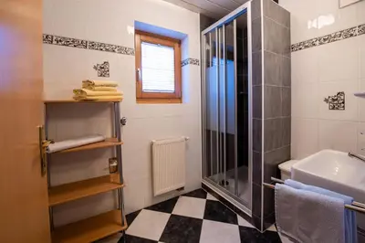 Ein Badezimmer in der Unterkunft Apartment Bacher Nr.2