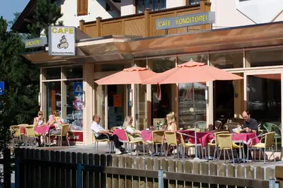 Ein Restaurant oder anderes Speiselokal in der Unterkunft Pension Schenkenfelder