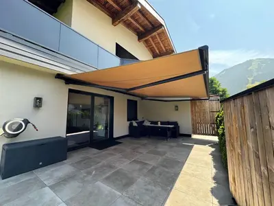 Ein allgemeiner Bergblick oder ein Berglick von der Ferienwohnung aus