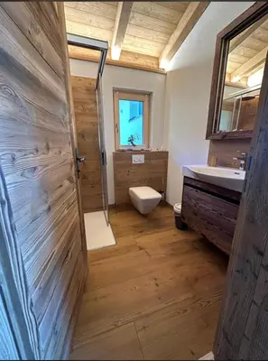 Ein Badezimmer in der Unterkunft Alpenchalet Waldruhe